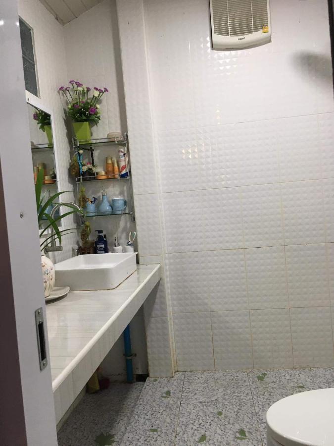 Baan Thabthong Homestay Ban Pak Nam  Esterno foto