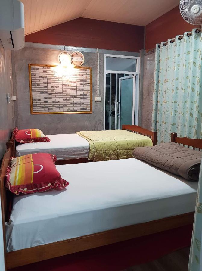 Baan Thabthong Homestay Ban Pak Nam  Esterno foto